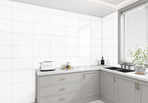 White Gloss 300x450 Lifestyle
